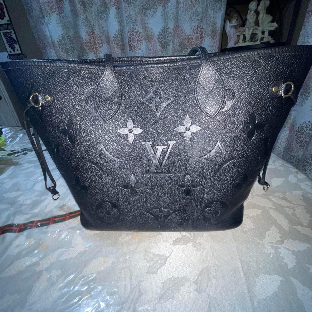 Louis Vuitton Neverfull MM Empreinte leather tote shoulder bag